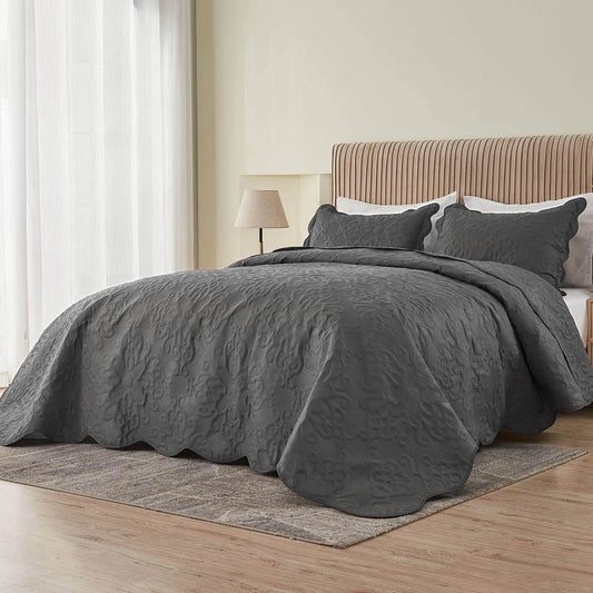 Kingnex 3-Piece Oversized King Quilt Set 128x120 with Shams