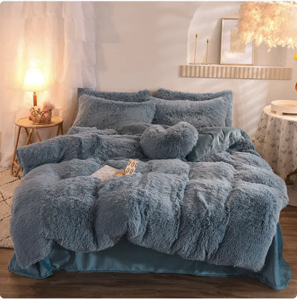 Deluxe Velvet Comfort Bedding Set - Queen & King