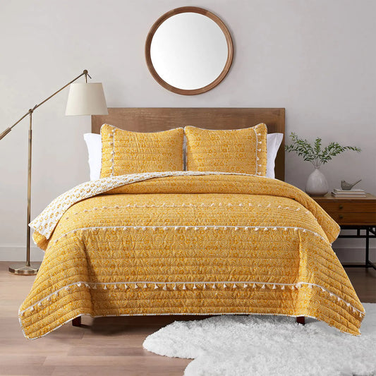 BOHO KING Bohemian Yellow Quilt Set with Tassels